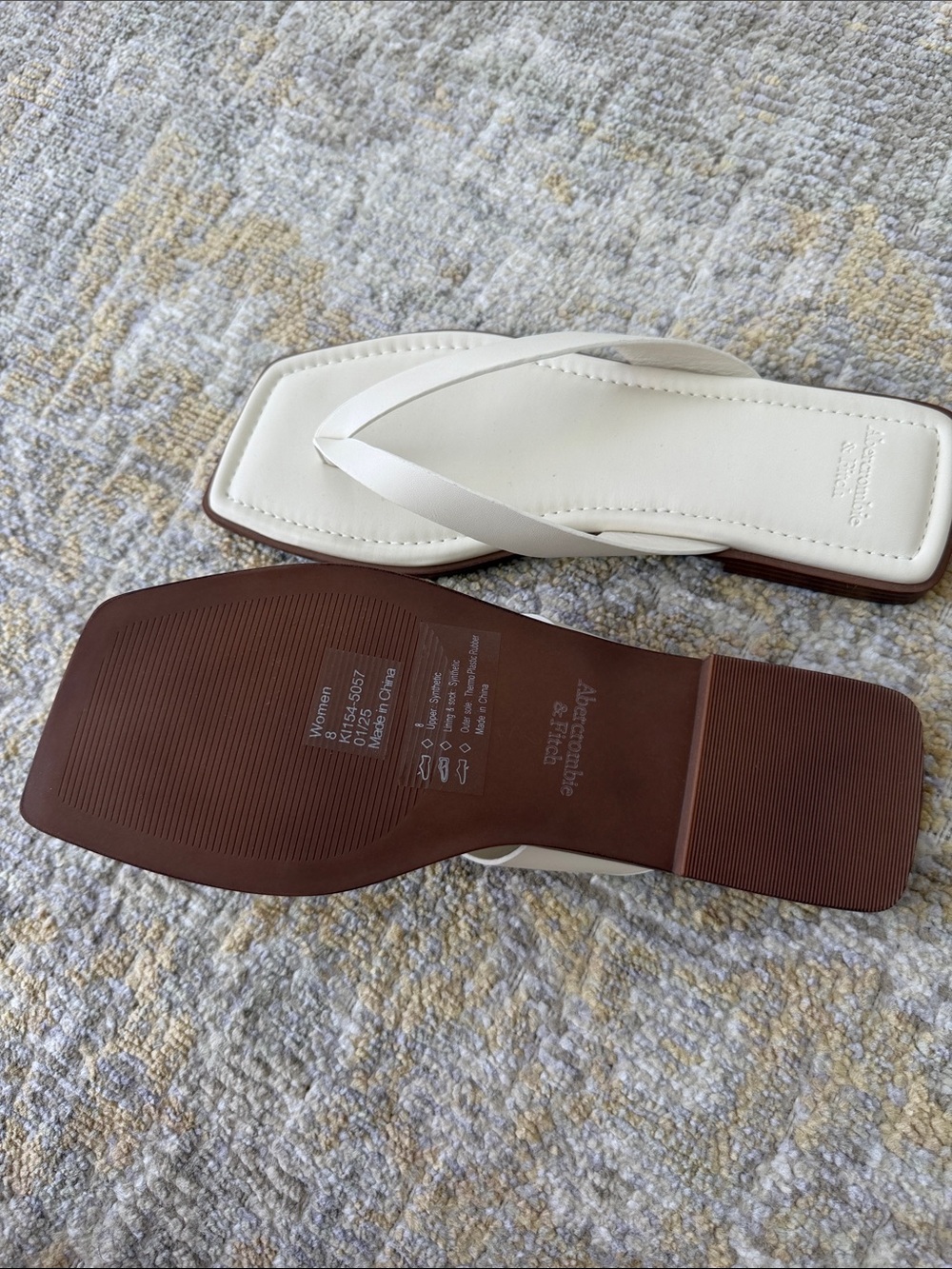 Abercrombie & Fitch sandals - Picture 2 of 2